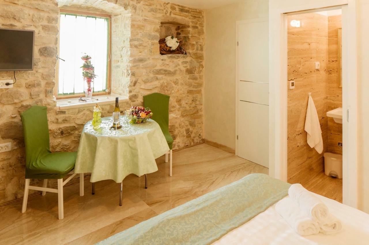 Stone House Luxury Rooms Split Exterior foto
