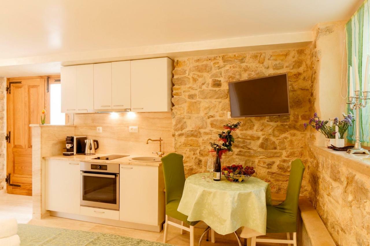 Stone House Luxury Rooms Split Exterior foto